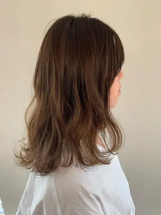 セミロング カラー パーマ ヘアアレンジ 加藤 綾華のヘアスタイル