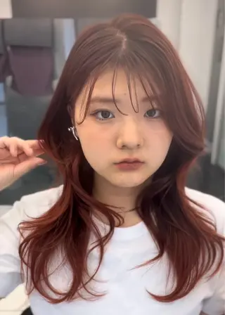 ロング 【レイヤーカット】 キサヌキミワのヘアスタイル