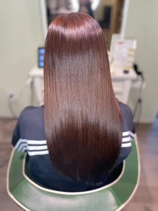 セミロング カラー 栗形 龍乃介のヘアスタイル