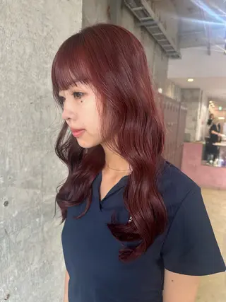 ロング カラー 岡本 舞/暖色カラーのヘアスタイル