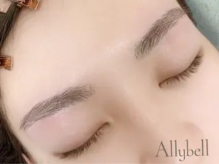 アイブロウ Allybell🫧 Annaのマツエク・マツパデザイン
