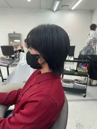 ショート 山崎結菜 🫧透明感カラーのヘアスタイル