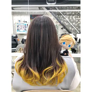 セミロング カラー 推しカラー✨ オタク美容師ユウカのヘアスタイル