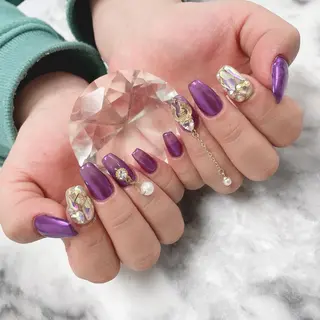 ミディアム ネイル 💎ビューティサロン 湘南　RIRAN💎のネイルデザイン