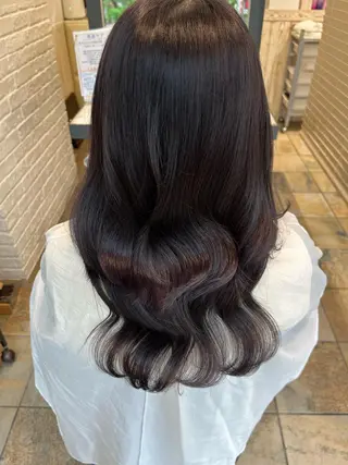 ロング カラー 石井 歩奈のヘアスタイル