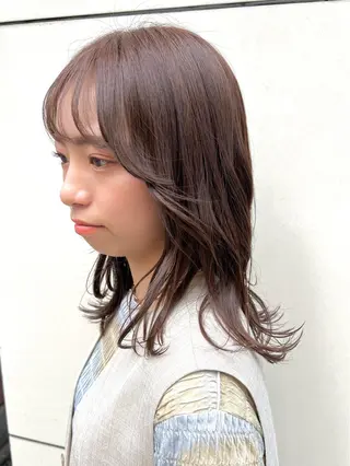 カラー 石野 友唯のヘアスタイル