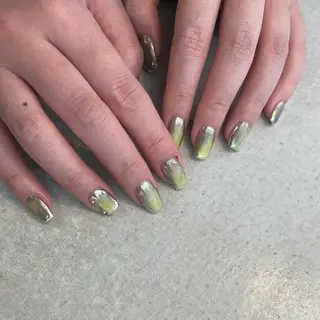 ネイル twoo______ miyuのネイルデザイン