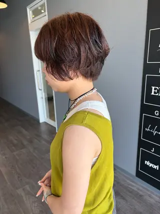 ショート カラー パーマ .iyu所属・吉祥寺小顔×ショート 🍋宮本大輔🍋のヘアスタイル