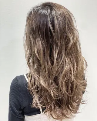 ロング カラー 💎大人ハイライト 💎上杉一也💎のヘアスタイル