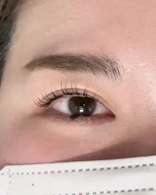 マツエク・マツパ ᴘʟᴀᴛɪɴᴜᴍ ᴅᴏʟʟえば🫧のマツエク・マツパデザイン