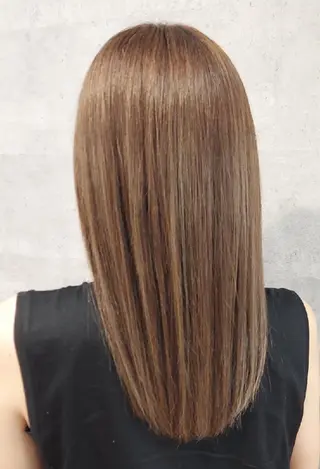 セミロング 山田 一輝のヘアスタイル