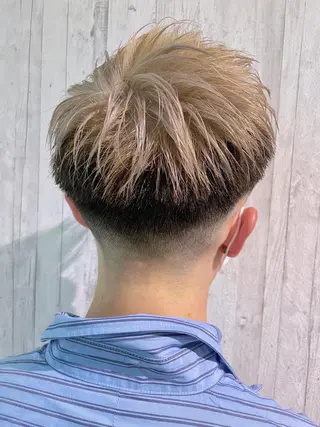 ショート カラー メンズ EMANON新宿南口所属・ケアブリーチ×艶カラ ー️🫧Shioriのヘアスタイル