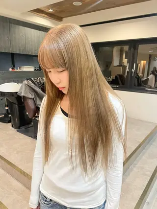 ロング カラー 渋谷 留菜のヘアスタイル