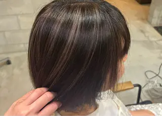 ショート カラー ✨ハイトーン/暗髪/ ハイライト/松岡✨のヘアスタイル