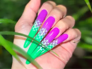 ロング ONIKA Nail 青山通り店所属・ONIKA Nail 表参道A4徒歩2分のネイルデザイン