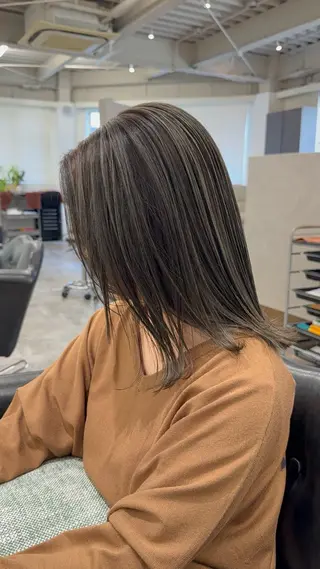 セミロング カラー 白髪ぼかし 👒堀江・ヨンスクのヘアスタイル