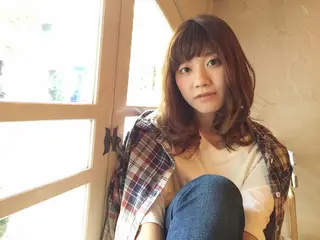 ミディアム セミロング ロング カラー パーマ 鎌田 祥江のヘアスタイル