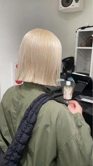 ミディアム カラー ヘアアレンジ 艶ハイトーン/ヘア アレンジAYAKAのヘアスタイル