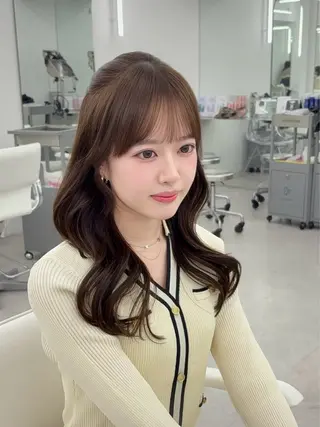 ロング ヘアアレンジ 韓国ヘア/レイヤー/ 顔まわり足立遥奈のヘアスタイル