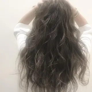 ロング カラー パーマ ヘアアレンジ 髪質改善 カラー専門店のヘアスタイル
