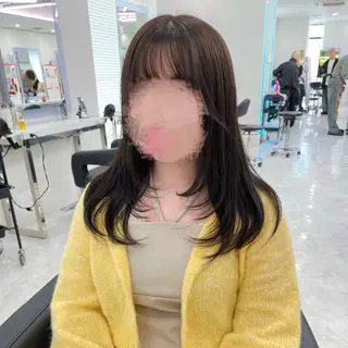 セミロング カラー ヘアアレンジ Ella所属・nana【艶髪】/ レイヤー/縮毛矯正のヘアスタイル