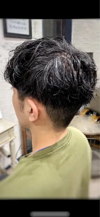 ミディアム パーマ メンズ メンズStylist 山根慧のヘアスタイル