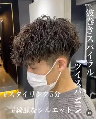 ショート ⭐️メンズ特化⭐️ パーマ　カラーのヘアスタイル
