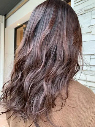 セミロング ゆうき あすかのヘアスタイル