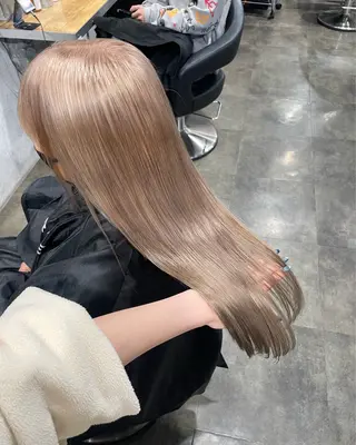 ロング カラー ハイトーン 横浜💞ミオのヘアスタイル