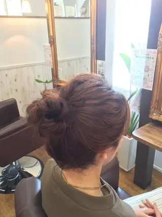 ショート ミディアム セミロング ロング カラー パーマ ヘアアレンジ キッズ ネイル まつエク 伴 貴吉のヘアスタイル