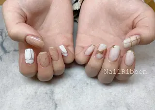 ネイル ネイルリボン 受付スタッフのネイルデザイン