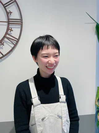 ショート コクブ アキヨのヘアスタイル