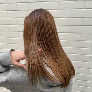 カラー L.O.G KINSHICHO所属・akari アレンジ/艶カラーのヘアスタイル