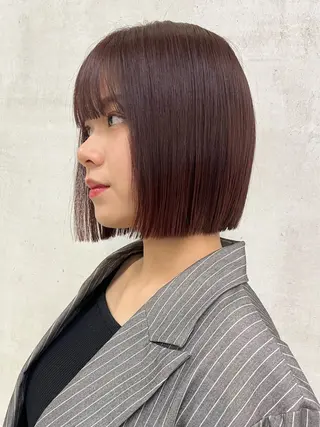 ショート ボブカット 透明感カラー縮毛矯正のヘアスタイル