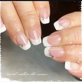 ネイル nail salon  la reine所属・nail salon la reineのネイルデザイン