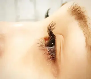 マツエク・マツパ Anlly hair所属・加賀谷 彩のマツエク・マツパデザイン