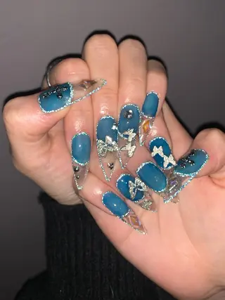 ネイル NES NAIL所属・さゆり￤推しキャラ ￤ロングネイル🩷のネイルデザイン