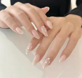 ネイル Floria KANAのネイルデザイン