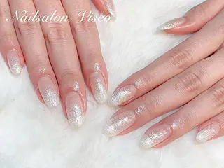 ネイル Viseo《6週間 長持ちパラジェル》のネイルデザイン