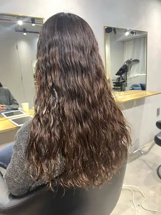 パーマ 【arc】 佐藤未希穂/レイヤーのヘアスタイル