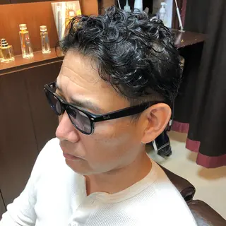 ショート バーバーウテナ2号店所属・メンズ専門 AKIRAのヘアスタイル