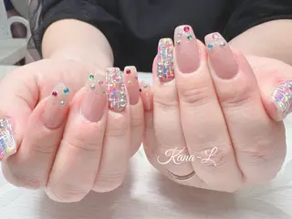 ネイル 芦辺 香奈のネイルデザイン