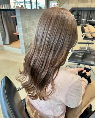 セミロング カラー 柔らかいcolor 🌿harukaのヘアスタイル