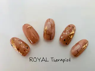 ネイル 【尾下】 ロイヤル•セラピストのネイルデザイン