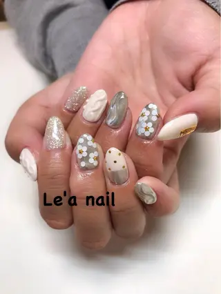 ネイル 'mm所属・'mm  (ミリ) ＭＡＮＡＭＩのネイルデザイン