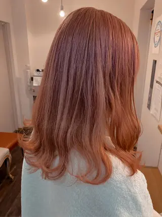 ミディアム Sherry大国町所属・Sherry大国町 HIKARUのヘアスタイル