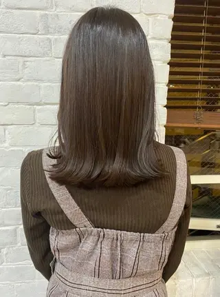 ミディアム 三浦 望のヘアスタイル