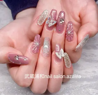 ネイル R inのネイルデザイン