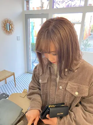 ショート カラー 顔周りレイヤー/韓国 ブリーチminamiのヘアスタイル