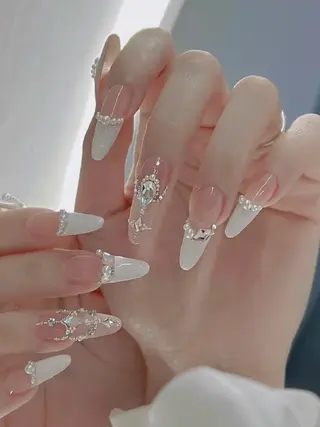 ネイル lucky nail 歌舞伎町のネイルデザイン